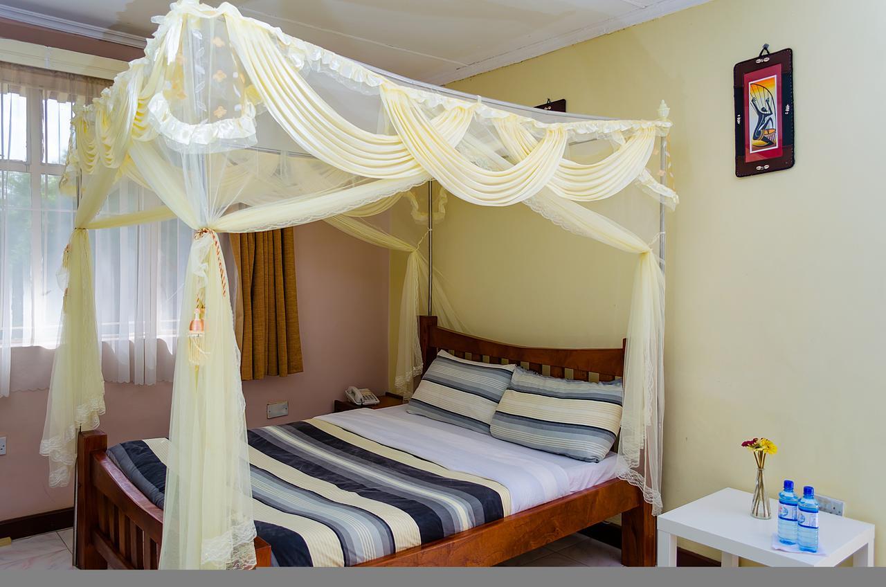 Royale Health Club Hotel Nairobi Exterior photo